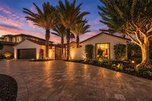 465 E Royal Flamingo Dr, Sarasota, FL 34236 - Photo 9