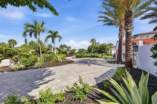 465 E Royal Flamingo Dr, Sarasota, FL 34236 - Photo 93