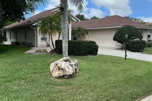 174 Grand Oak Cir, Venice, FL 34292 - Photo 3