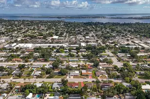 5605 9th Ave Dr W, Bradenton, FL 34209 - Photo 23