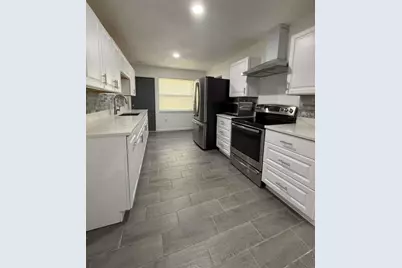 4187 Palau Drive, Sarasota, FL 34241 - Photo 9