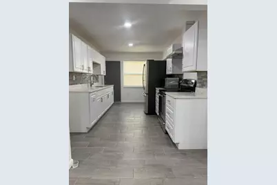 4187 Palau Drive, Sarasota, FL 34241 - Photo 21