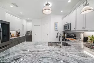 1595 Pinyon Pine Dr, Sarasota, FL 34240 - Photo 5