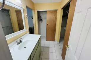3605 57th Ave Dr W, Bradenton, FL 34210 - Photo 17
