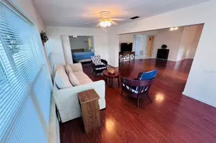 3605 57th Ave Dr W, Bradenton, FL 34210 - Photo 11