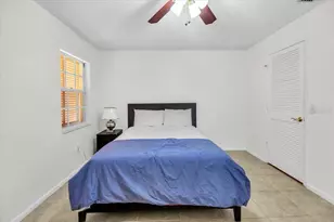3605 57th Ave Dr W, Bradenton, FL 34210 - Photo 27