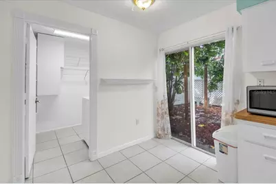 3605 57th  Avenue Dr W, Bradenton, FL 34210 - Photo 9