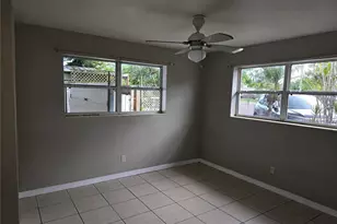 2913 McIntosh Rd, Sarasota, FL 34232 - Photo 15