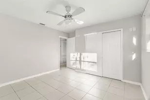 2913 McIntosh Rd, Sarasota, FL 34232 - Photo 23