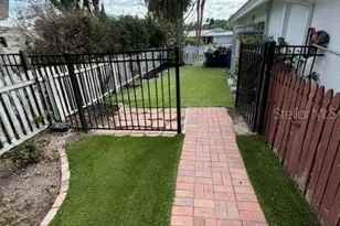 605 Lotus Ln, Sarasota, FL 34242 - Photo 25