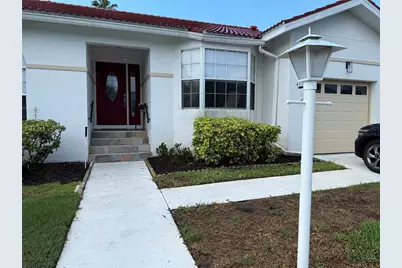 4716 61st Avenue Terrace W #4716, Bradenton, FL 34210 - Photo 1