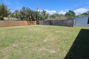 2131 Palm Terrace, Sarasota, FL 34231 - Photo 11