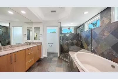 1770 S Oval Drive, Sarasota, FL 34239 - Photo 47