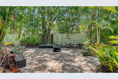 1770 S Oval Drive, Sarasota, FL 34239 - Photo 55