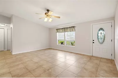 6807 36th Ave Dr W W, Bradenton, FL 34209 - Photo 9