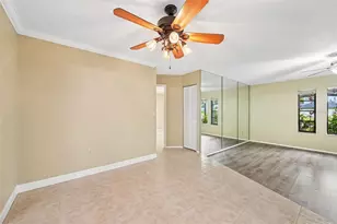 4873 Huntleigh Dr, Sarasota, FL 34233 - Photo 11