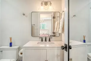 602 Buttonwood Dr, Longboat Key, FL 34228 - Photo 37