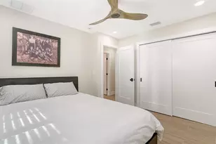 602 Buttonwood Dr, Longboat Key, FL 34228 - Photo 39