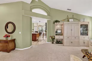 11717 Derbyshire Dr, Tampa, FL 33626 - Photo 9