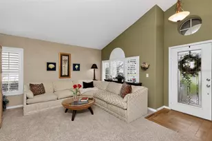 11717 Derbyshire Dr, Tampa, FL 33626 - Photo 7