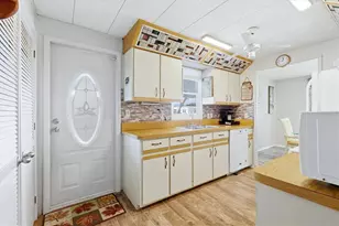 1003 44th Ave Dr E, Ellenton, FL 34222 - Photo 9