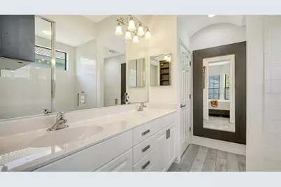 7223 Presidio Glen, Lakewood Ranch, FL 34202 - Photo 23
