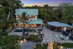 70 Mound Pl, Terra Ceia, FL 34250 - Photo 5
