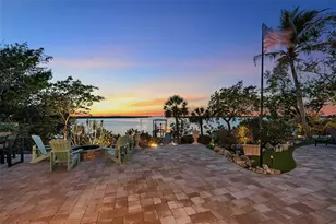 70 Mound Pl, Terra Ceia, FL 34250 - Photo 11