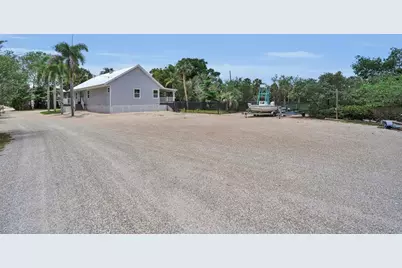 1057 Bayshore Drive, Terra Ceia, FL 34250 - Photo 5
