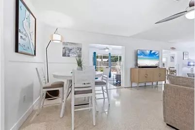 5128 Oxford Drive, Sarasota, FL 34242 - Photo 11