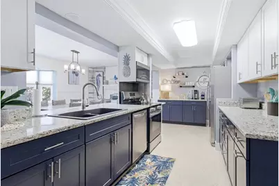 5128 Oxford Drive, Sarasota, FL 34242 - Photo 13