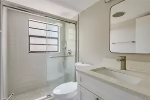 3810 W Cleveland St, Tampa, FL 33609 - Photo 23