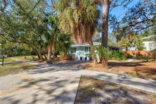 1751 6th St, Sarasota, FL 34236 - Photo 7