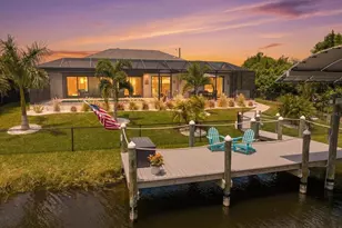 9294 Panama Cir, Port Charlotte, FL 33981 - Photo 5