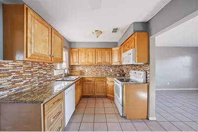603 Oak Ridge Drive, Brandon, FL 33510 - Photo 9