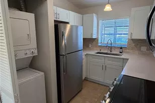 2926 63rd St W, Bradenton, FL 34209 - Photo 5