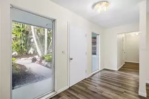 3629 Egerton Cir, Sarasota, FL 34233 - Photo 5