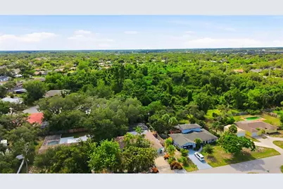 3629 Egerton Circle, Sarasota, FL 34233 - Photo 65