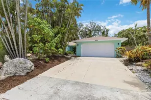 3629 Egerton Cir, Sarasota, FL 34233 - Photo 3