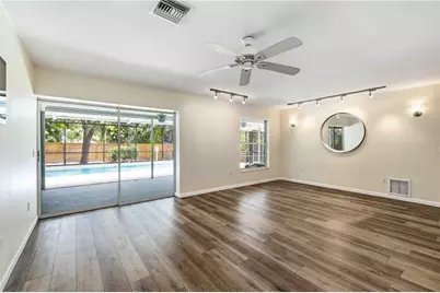 3629 Egerton Circle, Sarasota, FL 34233 - Photo 7