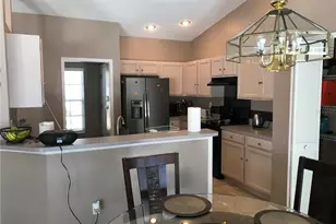 5010 44th St W, Bradenton, FL 34210 - Photo 7