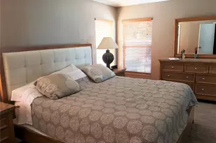 5010 44th St W, Bradenton, FL 34210 - Photo 13