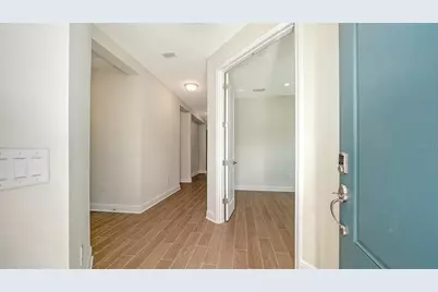 9866 Crystal Isles Circle, Sarasota, FL 34241 - Photo 3