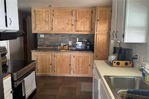 6710 36th Ave E, Palmetto, FL 34221 - Photo 3
