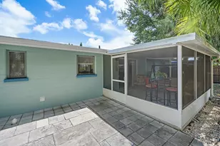 2120 La Salle St, Sarasota, FL 34231 - Photo 43