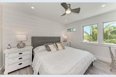 256 Gladiolus Street, Anna Maria, FL 34216 - Photo 17