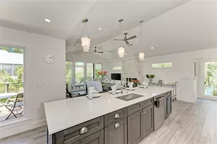 256 Gladiolus St, Anna Maria, FL 34216 - Photo 29