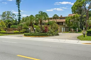 5326 Lake Arrowhead Trail, Sarasota, FL 34231 - Photo 5