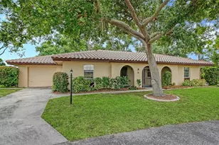 515 Rousseau Dr, Nokomis, FL 34275 - Photo 3