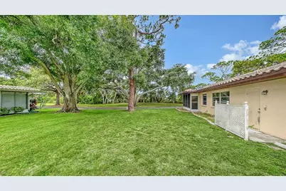 515 Rousseau Drive, Nokomis, FL 34275 - Photo 33